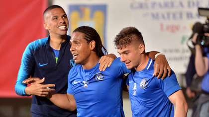 EXCLUSIV | "Dacă vă zic, nu vă vine să credeţi". Eric, dezvăluirea savuroasă în direct la Look Sport Live. Cum l-a păcălit pe Hagi înainte să-i aducă un trofeu Regeluli: "A fost o tactică personală"