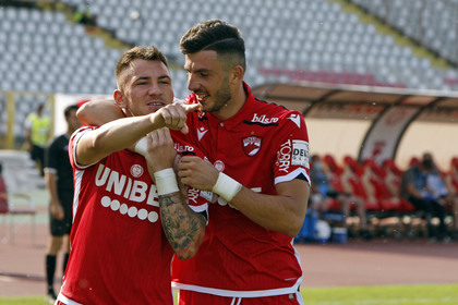 Dinamo are trei zile la dispoziţie să găsească soluţii pentru meciul cu Hermannstadt! Cum va arăta primul 11 al lui Mulţescu şi Ţălnar