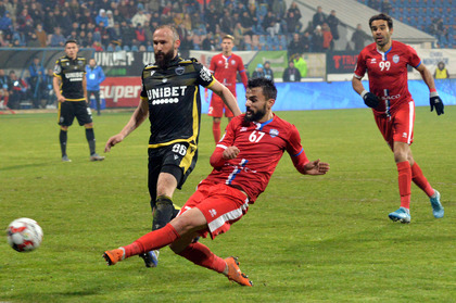 VIDEO | Dinamo, al doilea meci fără victorie cu Contra pe bancă. Dinamo - Botoşani 1-1. Câinii, salvaţi de o execuţie uluitoare a lui Borja: gol de la 55 de metri