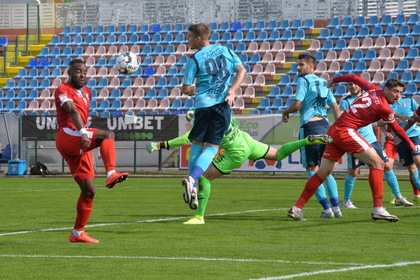 VIDEO | FC Botoşani - Chindia Târgovişte 0-2. Raţă şi Berisha aduc a doua victorie a sezonului pentru oaspeţi. Meci plin de evenimente la Botoşani