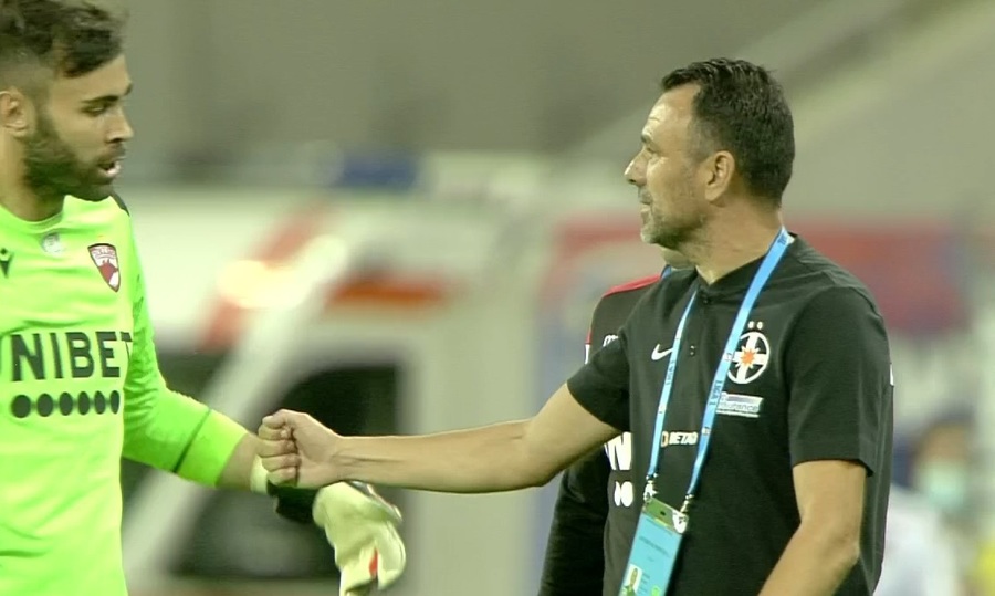 VIDEO | Gestul urât al lui Mejias când Toni Petrea i-a întins mâna la finalul derby-ului!