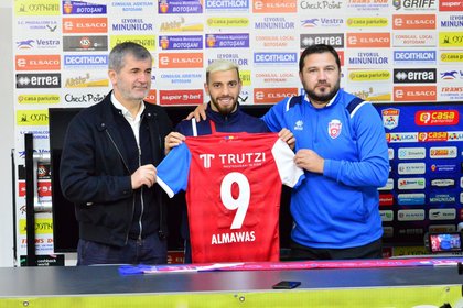 FC Botoşani are probleme cu noul transfer: "E speriat, săracul. Îl termină!"