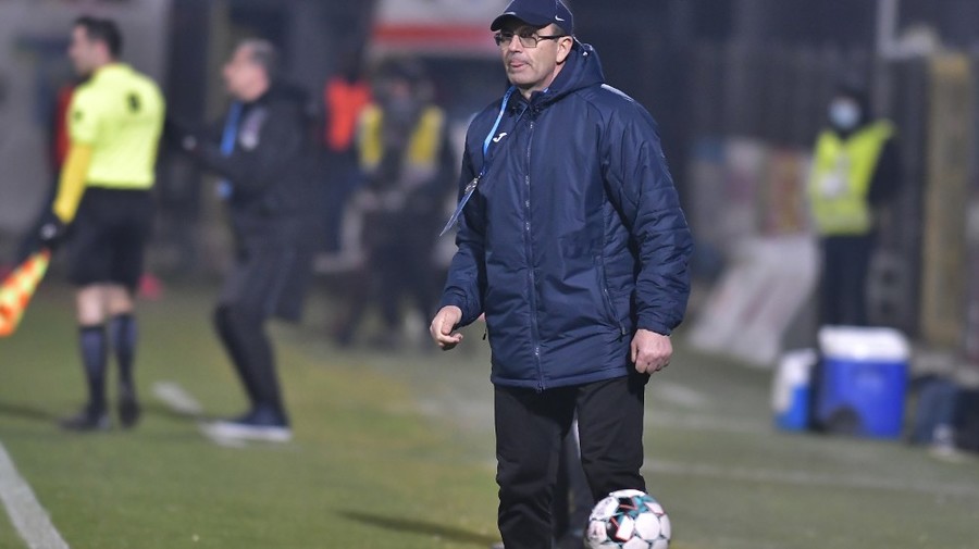 VIDEO | Jocul pe benzi, surpriza lui Eugen Neagoe pentru Dinamo. "Formăm o echipă puternică. Trebuia să fim în primele şase echipe"