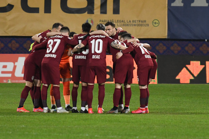 VIDEO | CFR Cluj, demonstraţie de forţă împotriva revelaţiei Ligii 1! Burcă: "Ne-am descătuşat"