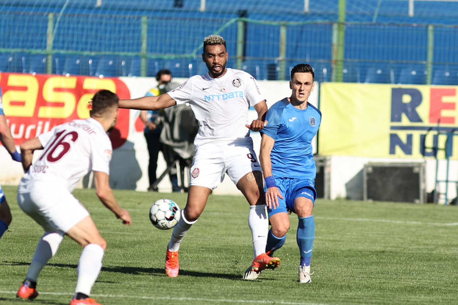 VIDEO | Clinceni – CFR Cluj 0-1. Campioana en titre are 5 puncte avans în fruntea play-off-ului! CFR-ul a 'ucis' jocul în repriza a doua, după o primă repriză spectaculoasă
