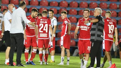 O nouă trădare la Dinamo! Omul cu peste patru ani în tricoul ”alb-roşu” negociază cu marea rivală
