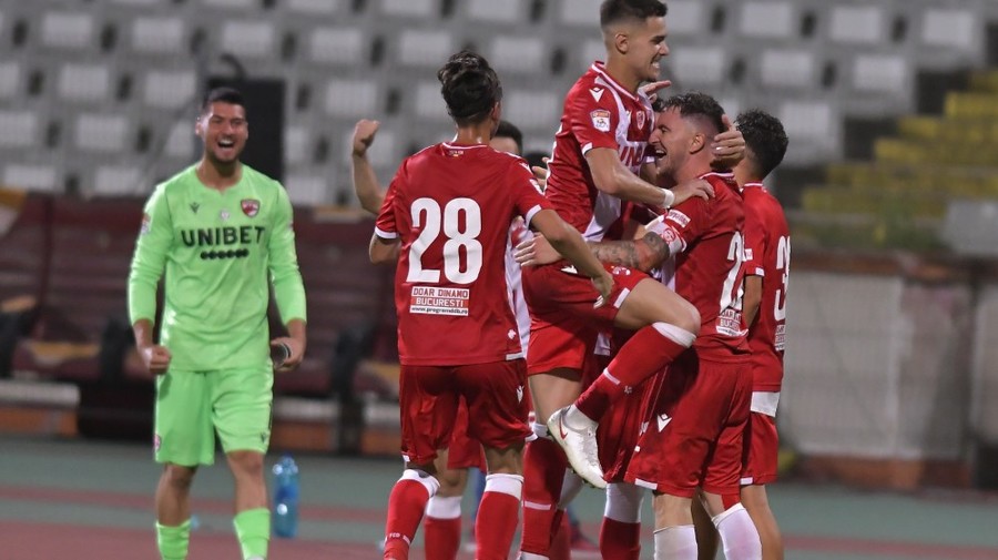 Dinamo, surpriza debutului de sezon în Liga 1. Emil Săndoi: "O echipă cu multă calitate individuală, chiar dacă are mulţi jucători tineri" VIDEO