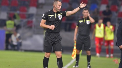 VIDEO | Revolta unui antrenor din Liga 1 împotriva arbitrilor. "Fac exces de zel, li s-a dat pâinea şi cuţitul. Este prea mult"