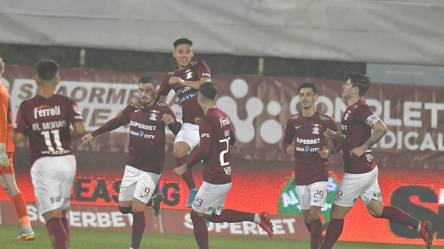 VIDEO | Rapid - CFR 2-0. Mihai Iosif scoate de pe şine garnitura campioanei!