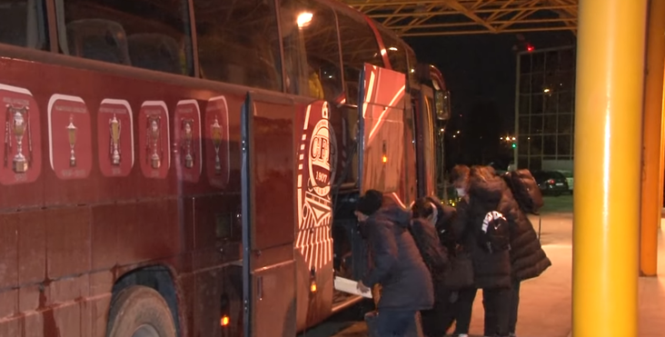 VIDEO | Emoţii pentru CFR. Clujenii au aterizat la Timişoara şi au ajuns la 3 dimineaţa acasă