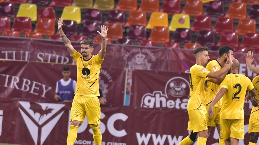 VIDEO ǀ Vlad Morar, gol spectaculos în poarta fostei echipe. Fanii l-au taxat dur
