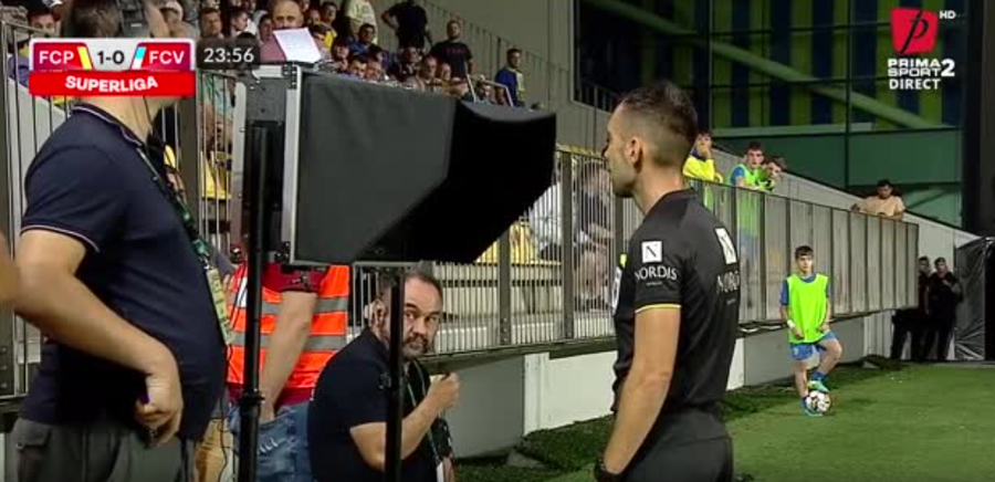 VIDEO | Petrolul - FC Voluntari 0-1. Oaspeţii au dat lovitura în prelungiri după un penalty comis de Tamaş