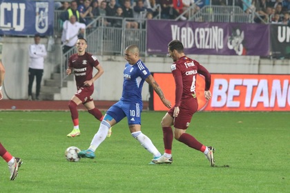 LPF a stabilit cine va arbitra derby-ul Rapid - FC U Craiova, în direct pe Prima Sport 1, vineri, de la ora 20:00 