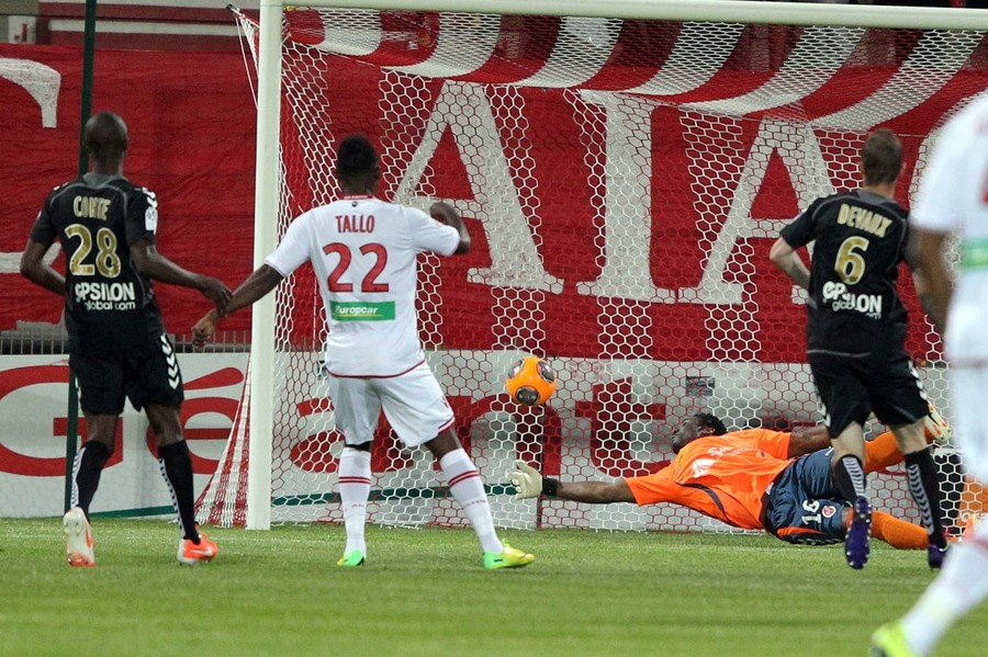 FABULOS! Formaţia din Superligă a dat lovitura! Fotbalistul crescut de Inter, cu meciuri la AS Roma şi goluri în Ligue 1, a semnat