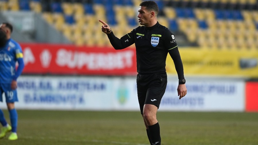 Au fost aleşi arbitrii meciurilor Farul Constanţa - Sepsi OSK şi CFR Cluj - Rapid