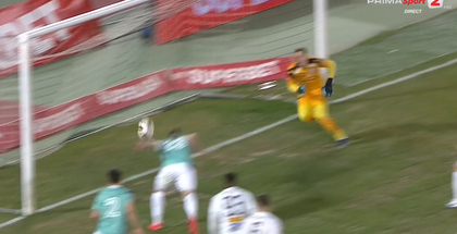 VIDEO ǀ Ziua şi controversa privind arbitrajul. VAR a intervenit dar nu a dat penalty pentru un potenţial henţ