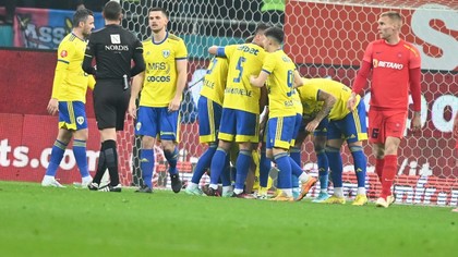 Sancţiune severă primită de Petrolul pentru incidentele de la meciul cu UTA! FC ”U” Craiova, amendată pentru absenţa lui Napoli de la flash-interviu