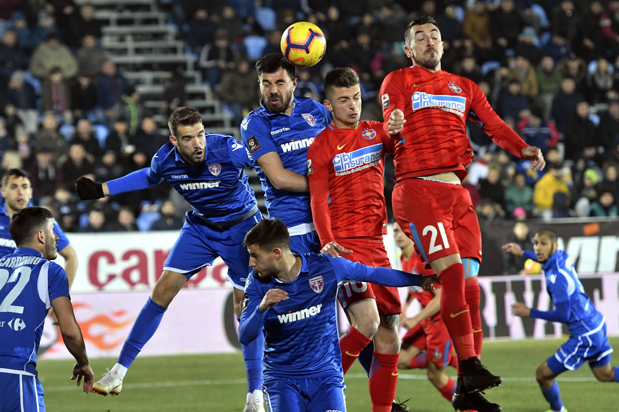 OFICIAL | A semnat! Fostul atacant de la FCSB revine în Superliga 