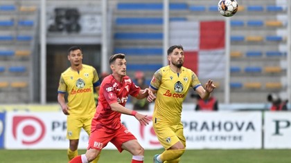 VIDEO | Petrolul - UTA 1-1. Arădenii au smuls un punct din deplasarea de la Ploieşti, în urma unui gol superb  