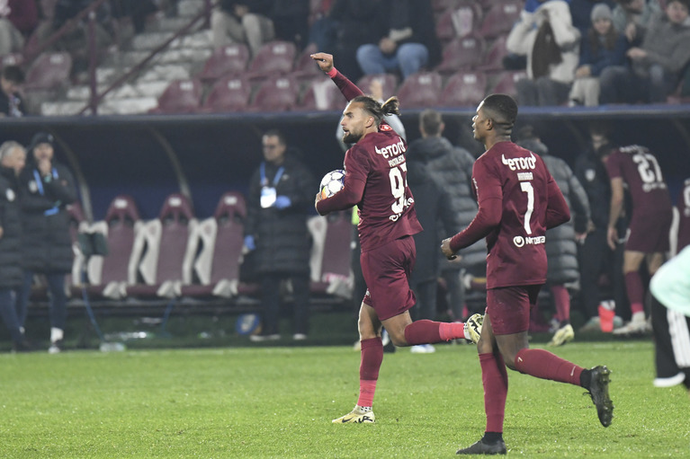 VIDEO | Gloria Buzău - CFR Cluj, astăzi, de la ora 21:00, în direct la Prima Sport 1! Ardelenii au nevoie de toate cele trei puncte