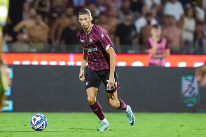 Andres Sfait a semnat! Fotbalistul român va evolua în Superligă