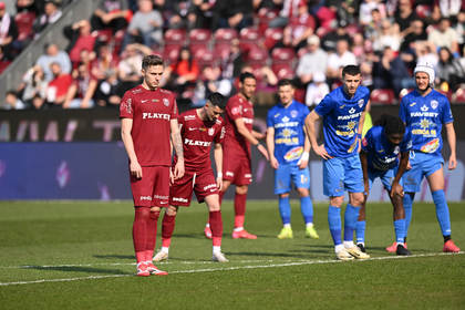 VIDEO | CFR Cluj - Gloria Buzău 6-0. Antrenament cu public în Gruia. S-a făcut scorul campionatului