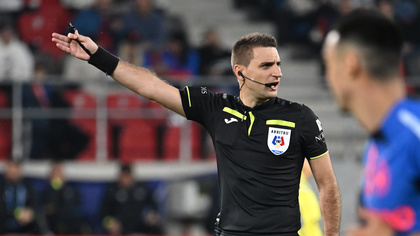 George Vidican arbitrează derby-ul Rapid - Dinamo