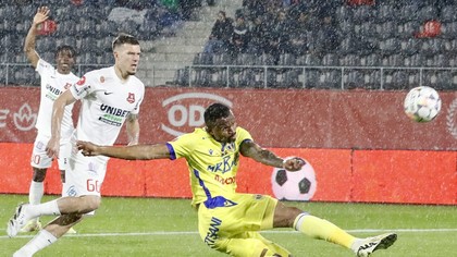 VIDEO | Hermannstadt - Petrolul 1-1. Golul fabulos a lui Ianis Stoica din ultimele minute le-a adus punctul sibienilor