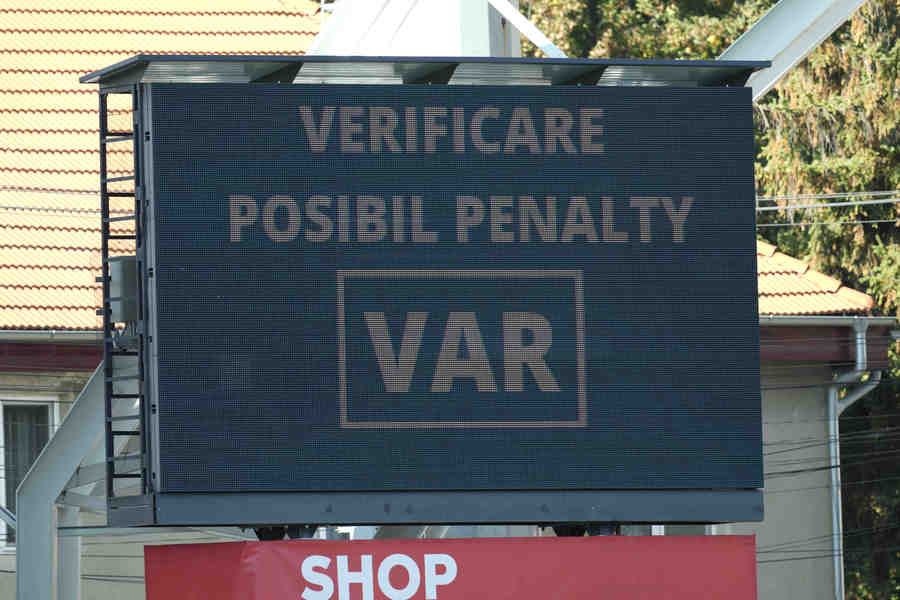 Precizările făcute după problemele VAR la partida Botoşani – Oţelul

