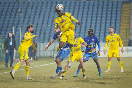 VIDEO | Gloria Buzău - Unirea Slobozia, ASTĂZI, de la 18:00, în direct pe Prima Sport 1 şi PrimaPlay.ro! Duelul ultimelor clasate din Superliga