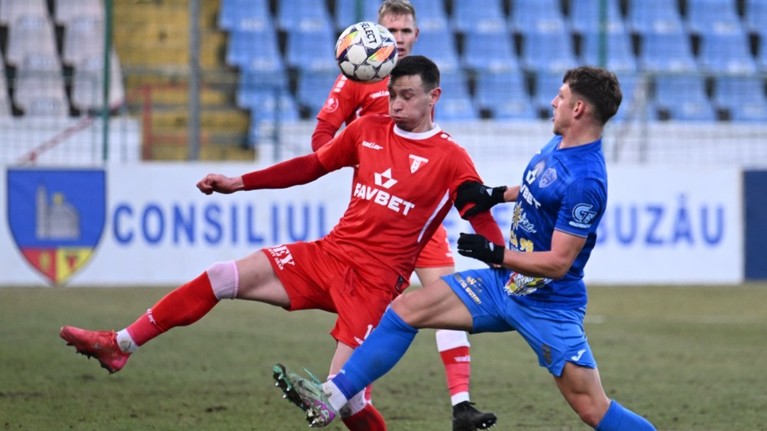 VIDEO | UTA Arad - Gloria Buzău, ASTĂZI, de la 14:00, în direct pe Prima Sport 1 şi PrimaPlay.ro. Buzoienii ies de pe scena Superligii
