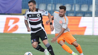 VIDEO | "U" Cluj, victorie fără emoţii cu Metaloglobus în prima etapă