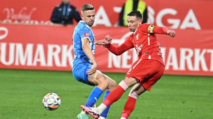 VIDEO | UTA Arad - Universitatea Craiova 0-2, în direct la Prima Sport 1! Oltenii au un start de meci lansat