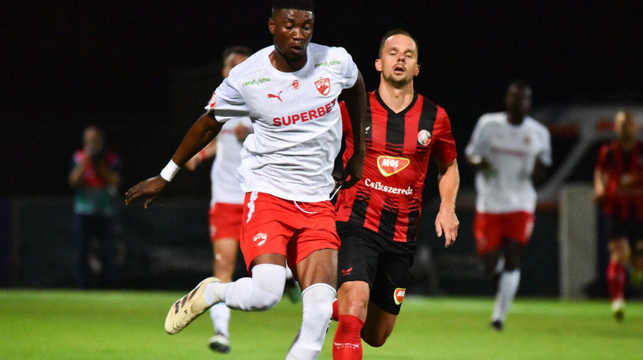 VIDEO | Csikszereda - Dinamo 2-2. Nocturna a fost actorul principal al unui meci frumos
