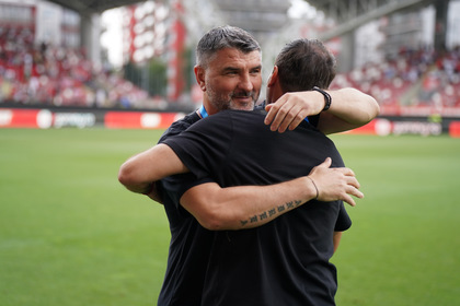 VIDEO | Adrian Mihalcea, discurs entuziasmant! "Ştim să suferim şi să ne luptăm pentru fiecare punct"