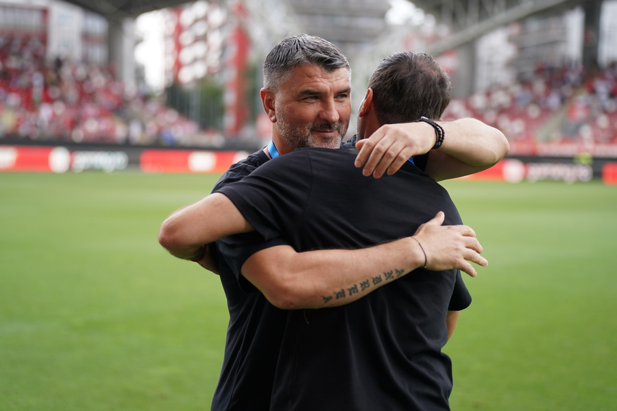 VIDEO | Adrian Mihalcea, discurs entuziasmant! "Ştim să suferim şi să ne luptăm pentru fiecare punct"