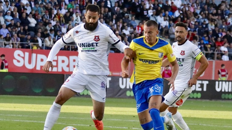 VIDEO | Hermannstadt - Farul Constanţa 1-0! Gol anulat la ultima fază