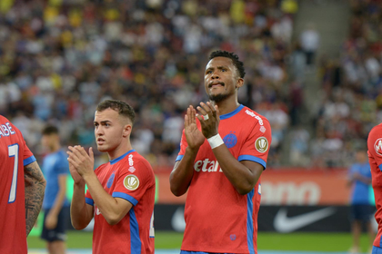 Au văzut faultul lui Ngezana şi au rămas uimiţi după de decizia lui Marcel Bîrsan: „Trebuie să iei roşu neapărat”/„Trebuia chemat direct doctorul” | VIDEO EXCLUSIV 