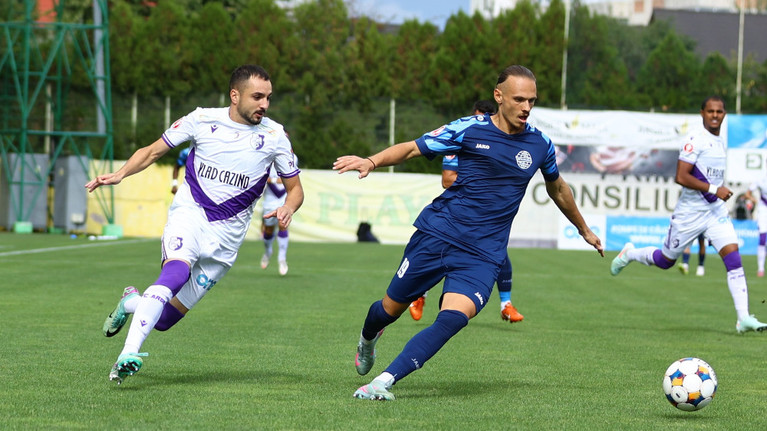 VIDEO | FC Argeş - Metaloglobus 2-1. Piteştenii obţin victoria după un meci în care toate golurile au fost marcate în primele 15 minute