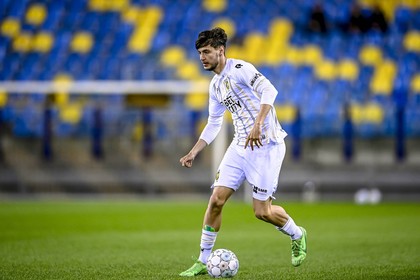 Brighton nu renunţă la Adrian Mazilu! Detaliile clauzei de răscumpărare trecută în înţelegerea cu Dinamo 