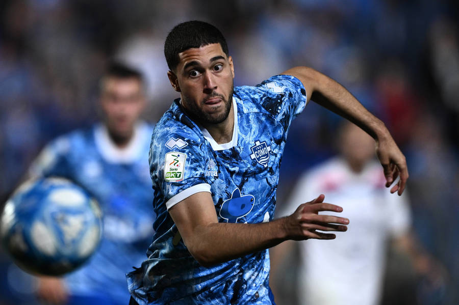 Fostul jucător al lui Como va evolua la o echipă de tradiţie din România