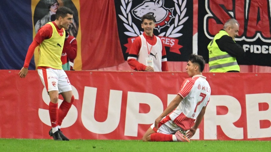 Descătuşare totală la Dinamo, după victoria cu CFR! Alexandru Musi: „Nu mai simţeam nimic, pur şi simplu alergam aşa şi eram fericit”