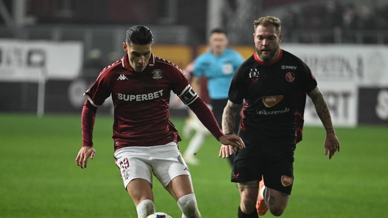 Nu a mai suportat şi a lansat tirada în direct, după Rapid - Csikszereda: „Mă întreb cum au făcut 16 puncte! Ai probleme, nu poţi să alergi?!” | VIDEO EXCLUSIV