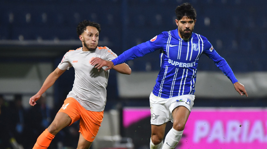 VIDEO | Metaloglobus – Farul 2-1. ”Lanterna roşie” mai încurcă o formaţie cu pretenţii