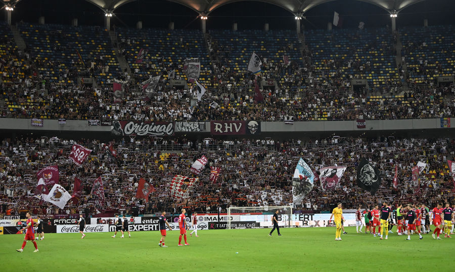 Fanii sfidează frigul pentru ultimul derby al anului! Câte bilete s-au vândut pentru FCSB - Rapid, cu trei zile înainte de partidă