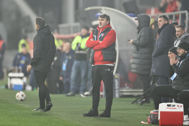 Adrian Mihalcea trage un semnal de alarmă înainte de partida cu Dinamo: „Vom întâlni cea mai bună echipă a campionatului”