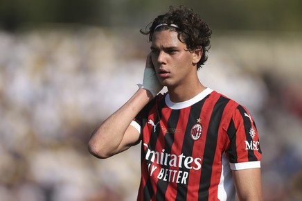 Matteo Duţu de la AC Milan, aproape să semneze cu o forţă din Superliga