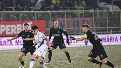 Început de an în forţă pentru Gigi Becali! Patronul FCSB a cerut trei schimbări la pauza meciului cu FC Argeş | VIDEO 