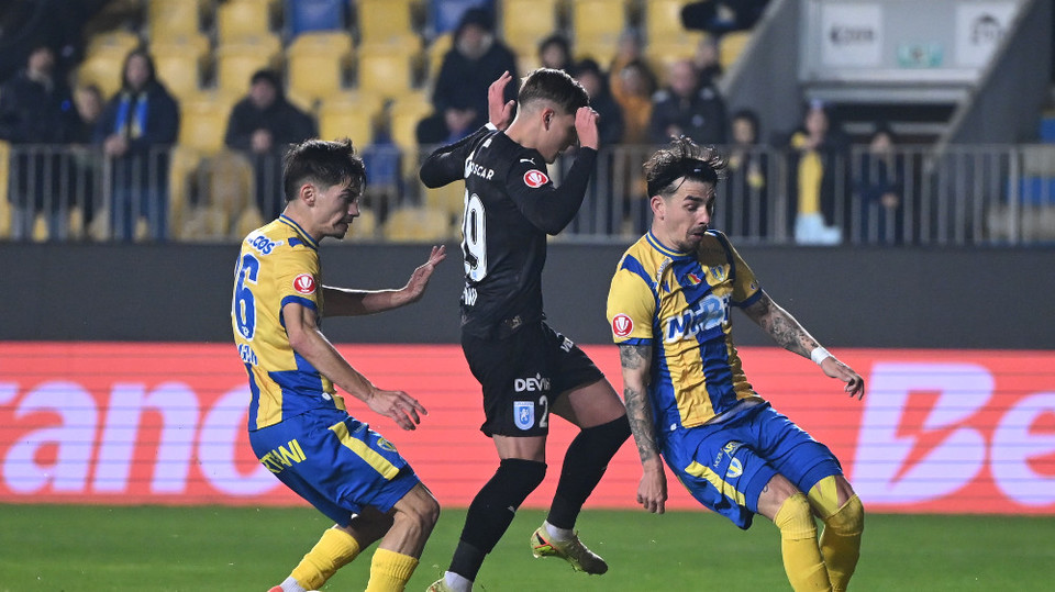 //i0.1616.ro/media/581/3142/38109/22313532/1/petrolul-ploiesti-universitatea-craiova-cupa-romaniei-betano-4-12-2025.jpg
