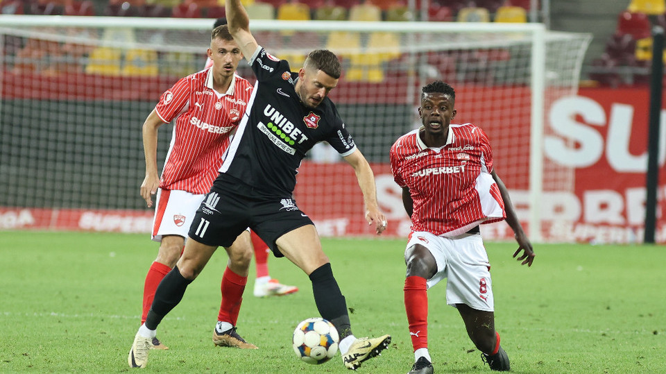 //i0.1616.ro/media/581/3142/38109/22315588/1/dinamo-bucuresti-afc-hermannstadt-sibiu-superliga-superbet-30-08-2025.jpg
